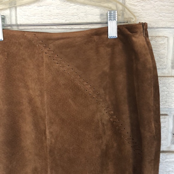 COPY - Wilson Leather Suit (blazer/pencil skirt) - Picture 2 of 15